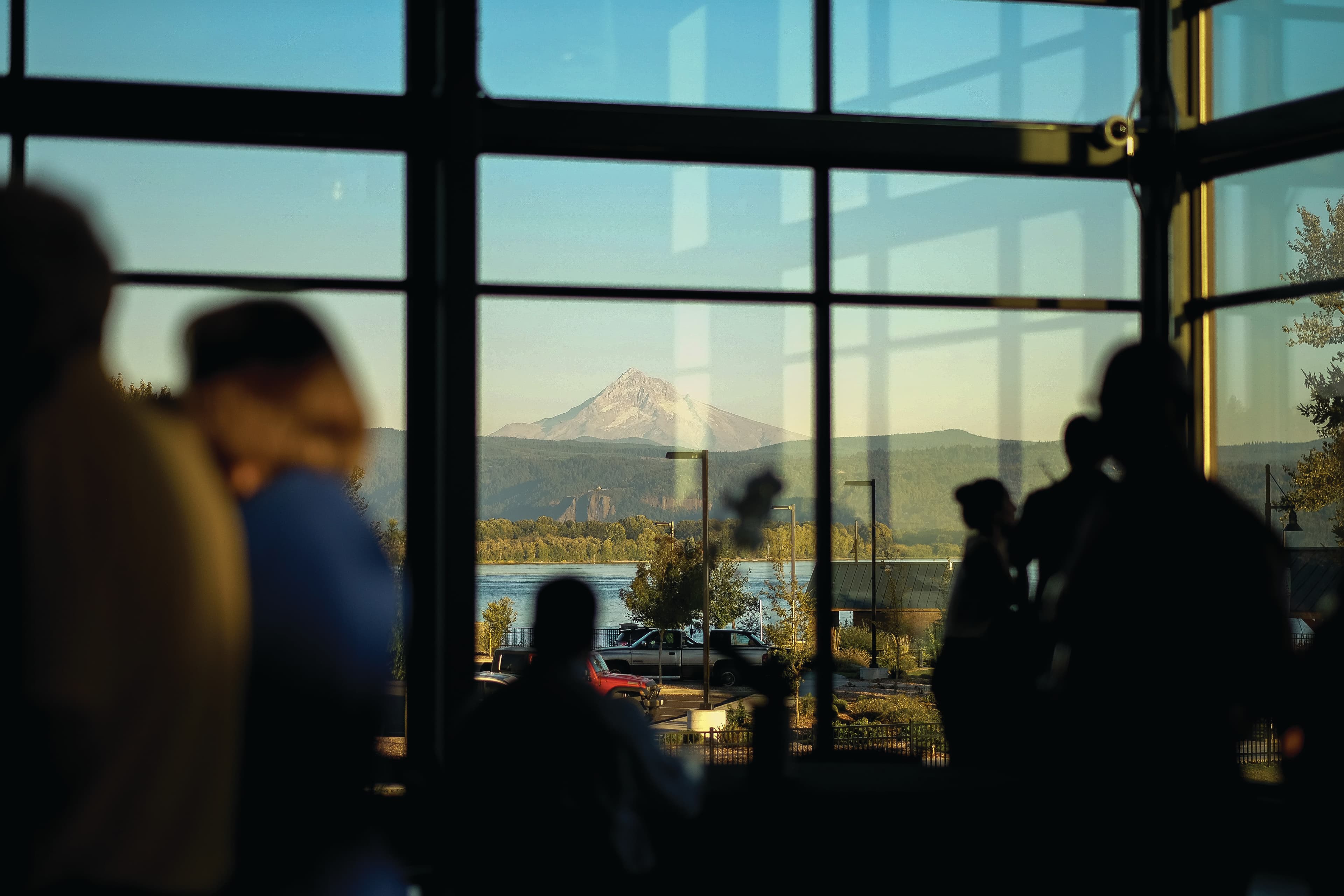 Black Pearl on the Columbia wedding venue in Washougal, WA